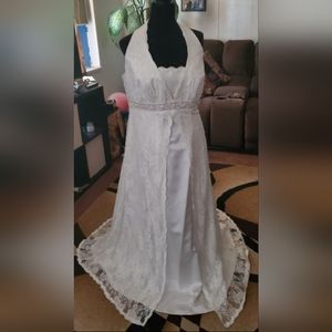 Plus size wedding dress